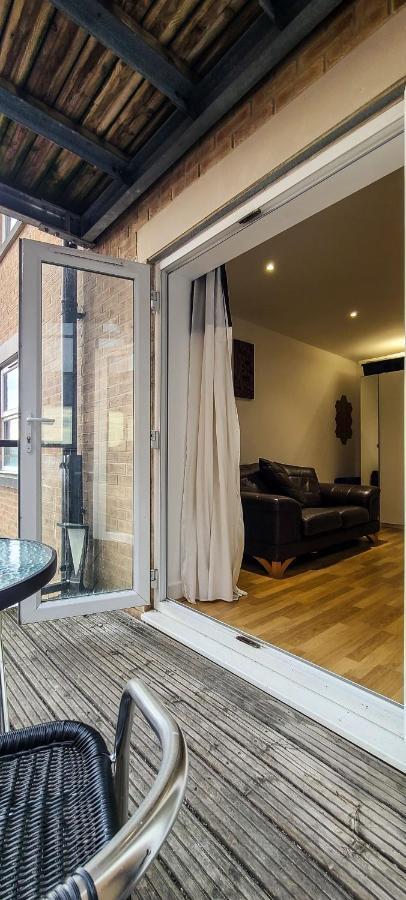Entire Town Centre 2 Bedroom Apartment Very Close To Beach Bournemouth Zewnętrze zdjęcie